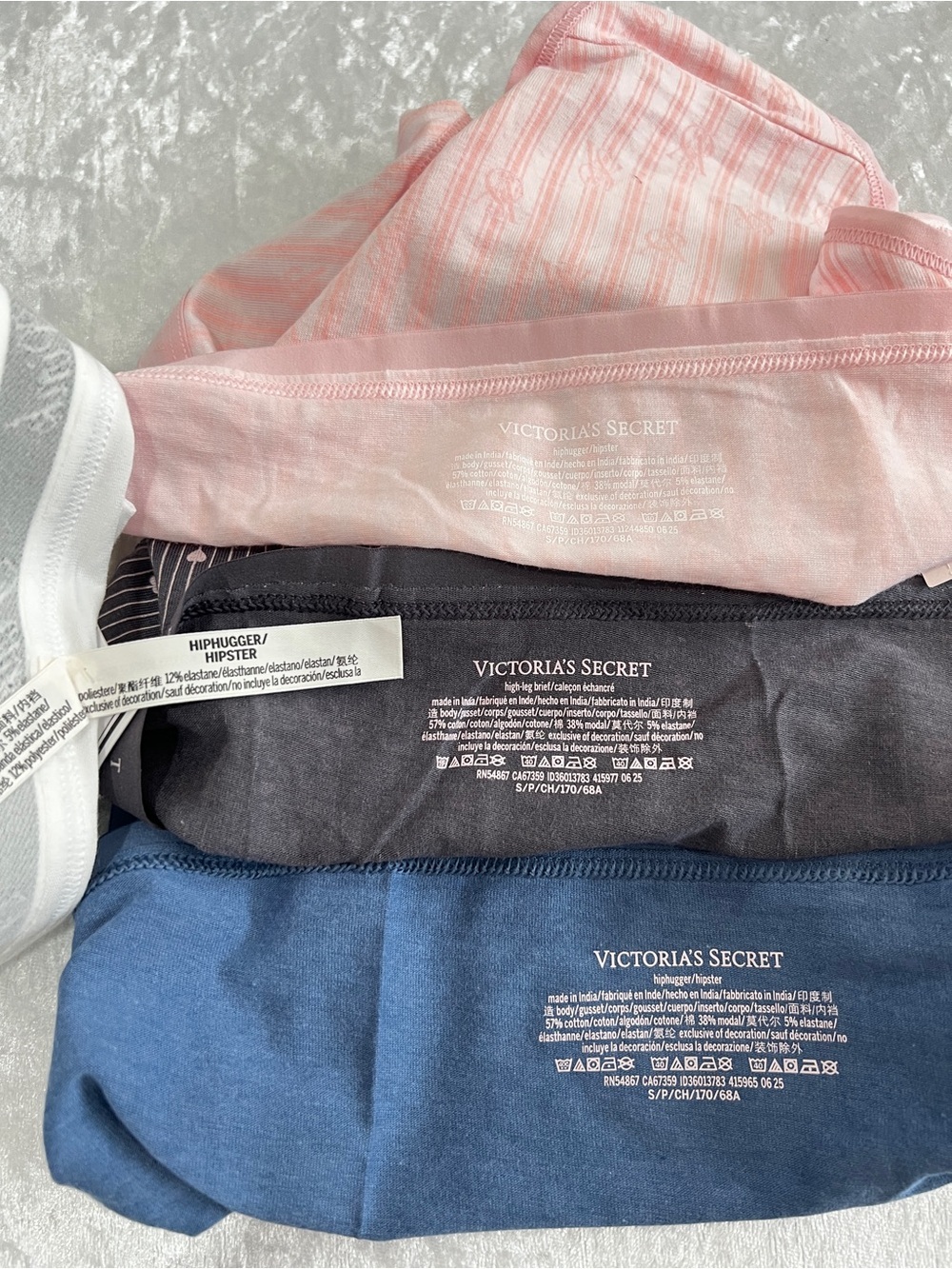 Victoria's Secret & Pink Lot Of Four Underwear Panties Brief Size Small - Picture 6 of 7
